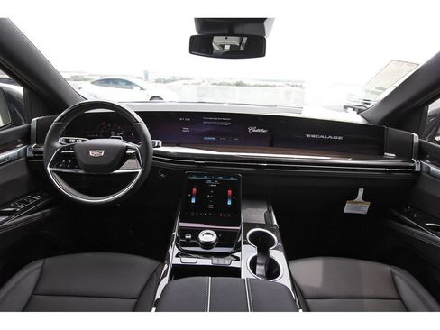 New 2026 Cadillac Escalade ESV 2WD image 9