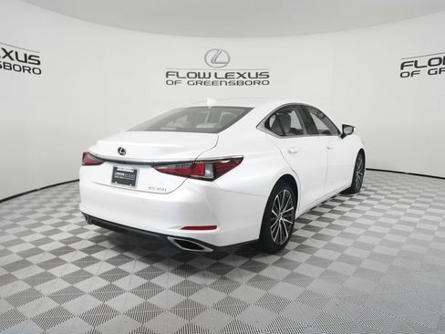 Certified 2025 Lexus ES 350 w/ Premium Package image 7