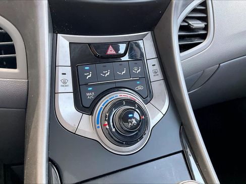 Used 2013 Hyundai Elantra GLS FWD image 32