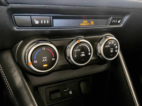 Used 2019 MAZDA CX-3 Touring w/ Touring I-ACTIVSENSE Package image 25