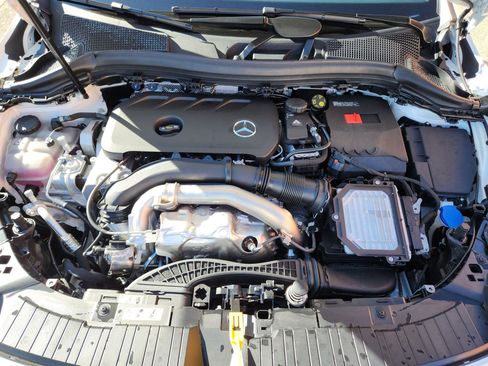 New 2025 Mercedes-Benz GLA 250 GLA 250 image 10