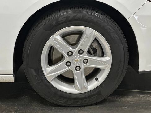 Used 2023 Chevrolet Malibu LT FWD image 24