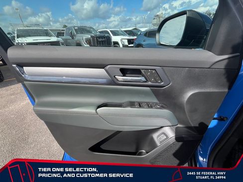 New 2026 GMC Terrain AT4 w/ Convenience Package III AWD/4WD image 23