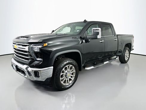 New 2025 Chevrolet Silverado 3500 LTZ w/ LTZ Premium Package AWD/4WD image 3