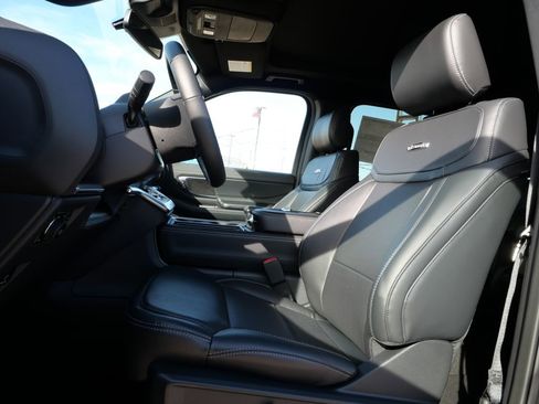 New 2025 Ford Expedition Max Platinum w/ Stealth Appearance Package image 20