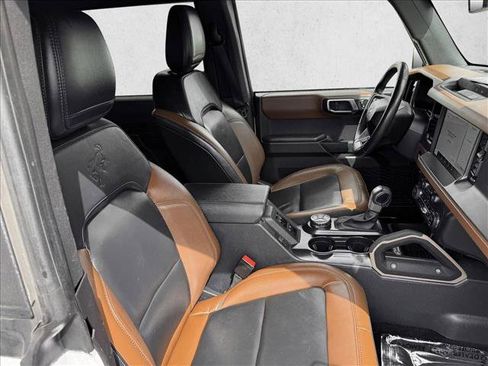 Used 2024 Ford Bronco Outer Banks AWD/4WD image 19