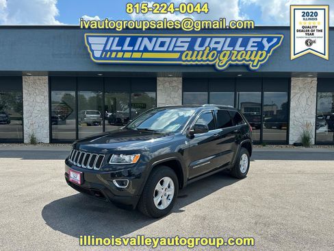 Used 2016 Jeep Grand Cherokee Laredo w/ Quick Order Package 23E AWD/4WD image 1