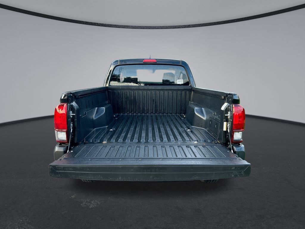 Used 2022 Toyota Tacoma SR RWD image 28