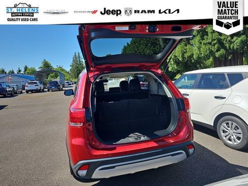 Used 2019 Mitsubishi Outlander ES AWD/4WD image 7