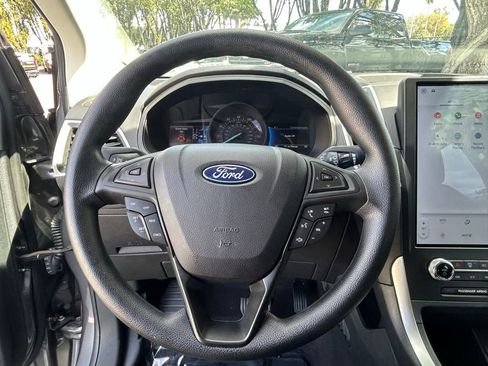 Used 2024 Ford Edge SE w/ Black Appearance Package AWD/4WD image 18