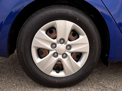 Used 2017 Kia Forte LX w/ LX Popular Package image 37