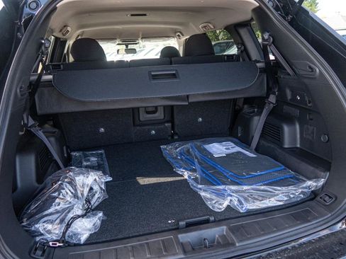 New 2024 Mitsubishi Outlander ES image 12