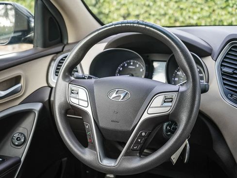Used 2017 Hyundai Santa Fe Sport FWD image 15