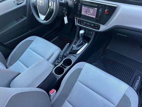 Used 2019 Toyota Corolla LE FWD image 15