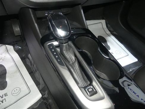 Used 2025 Buick Envista Sport Touring w/ Convenience I Package image 37