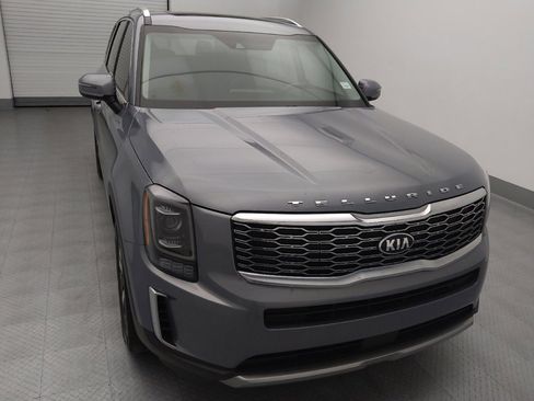Used 2020 Kia Telluride EX w/ EX Premium Package image 14