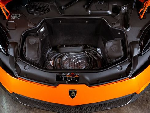 Used 2026 Lamborghini Temerario AWD/4WD image 38