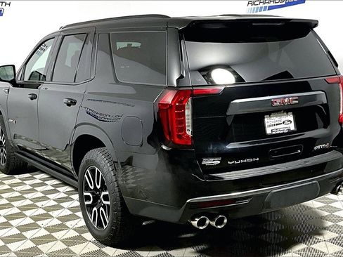 Used 2023 GMC Yukon AT4 w/ AT4 Premium Plus Package image 8