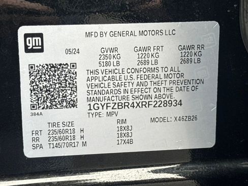 Used 2024 Cadillac XT4 Luxury w/ Cold Weather Package image 31