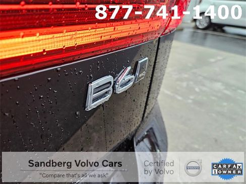 Certified 2023 Volvo XC60 B6 Ultimate w/ Protection Package Premier image 10
