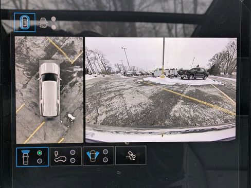 New 2026 GMC Yukon XL Elevation image 23