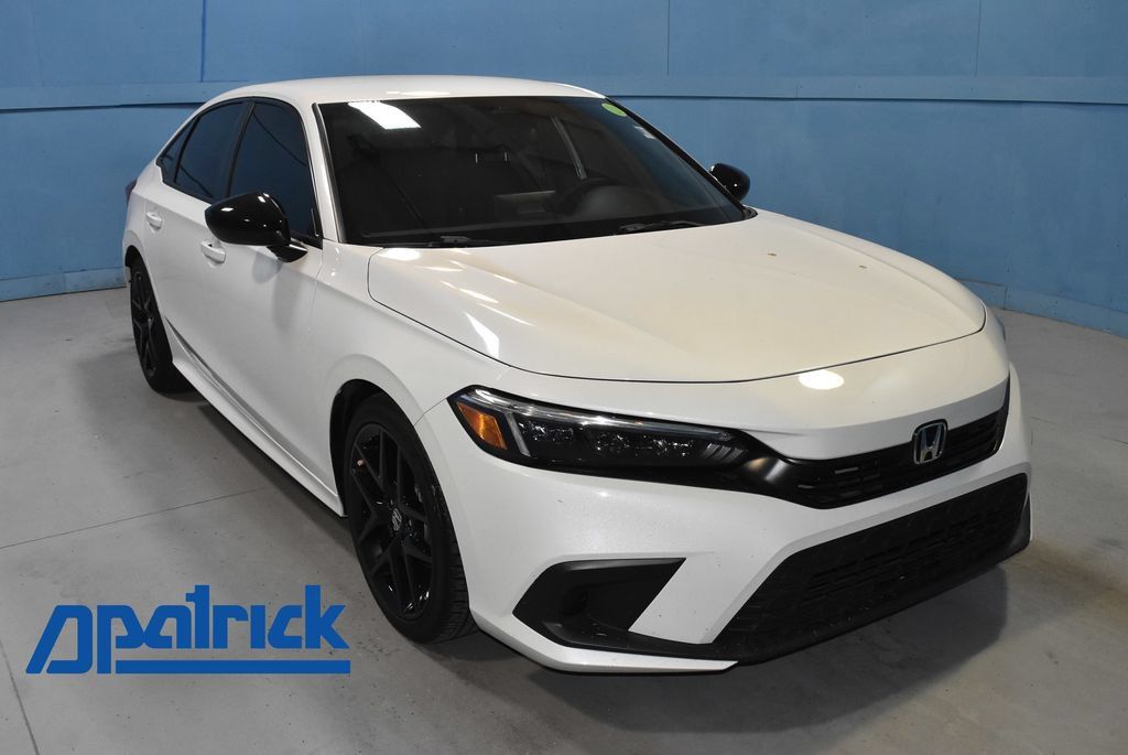 Used 2024 Honda Civic Sport image 1