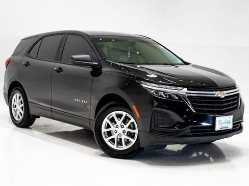 Used 2024 Chevrolet Equinox LS w/ LPO, Floor Liner Package FWD image 6
