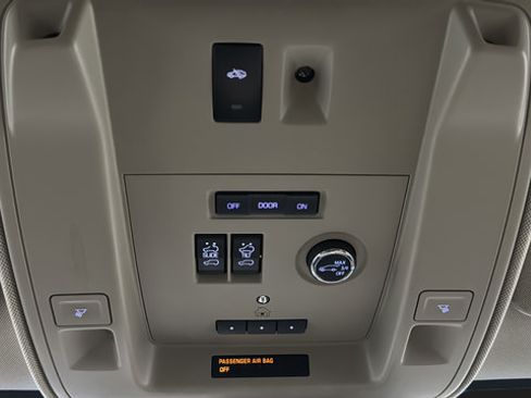 Used 2019 GMC Yukon Denali w/ Denali Ultimate Package AWD/4WD image 36