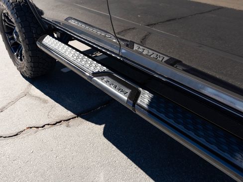 Used 2024 RAM 2500 Laramie w/ Night Edition image 59