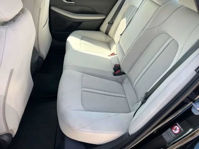 Used 2023 Hyundai Sonata SEL FWD image 19