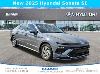 New 2025 Hyundai Sonata SE image 1
