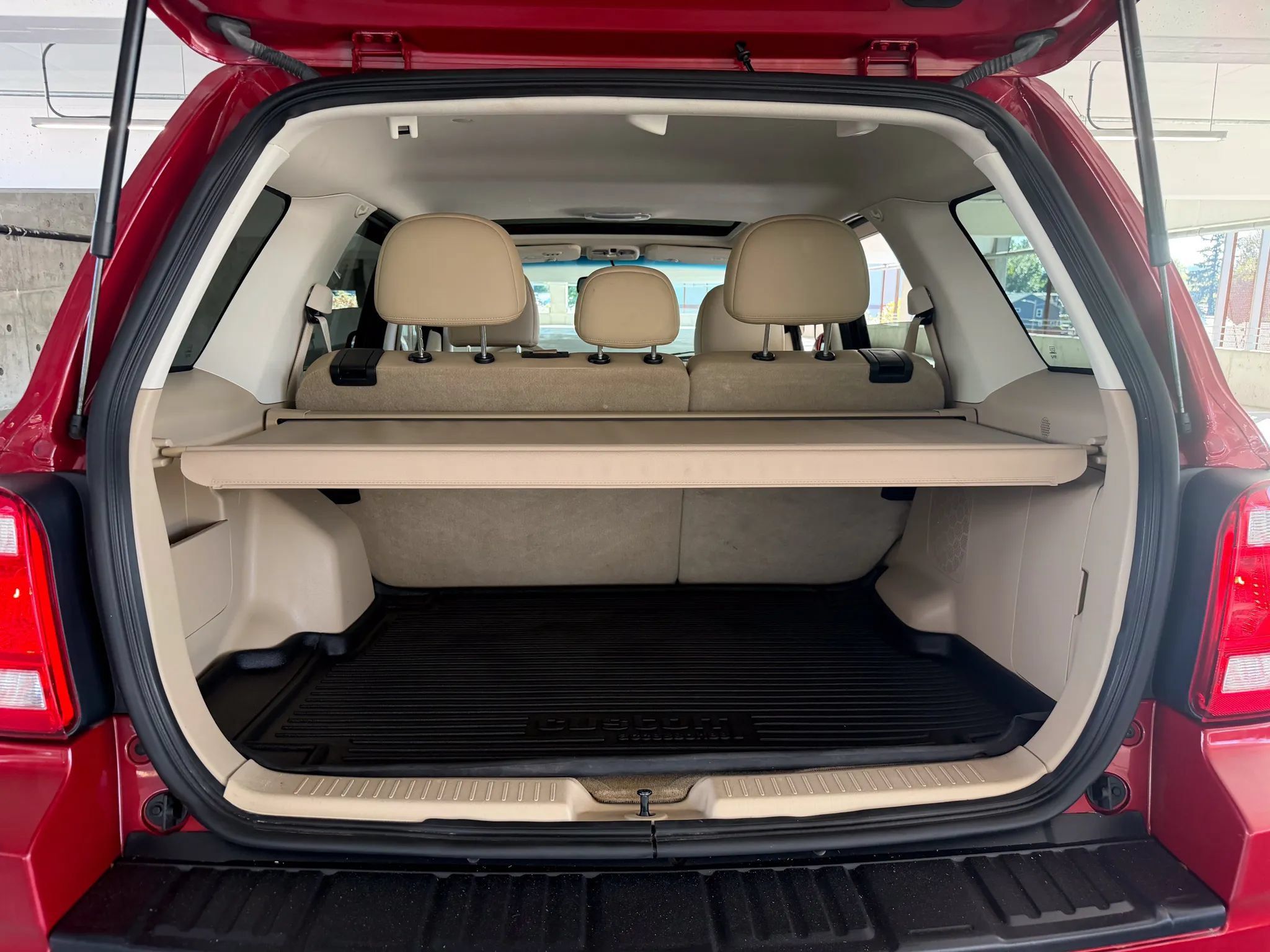 Used 2011 Ford Escape Limited w/ 302A Rapid Spec Order Code AWD/4WD image 22