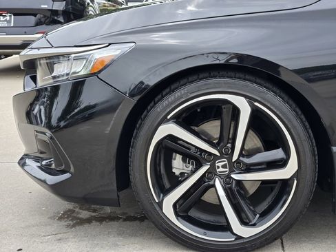 Used 2021 Honda Accord Sport image 14