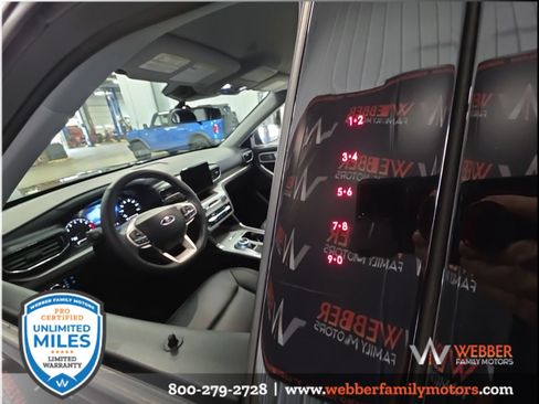 Used 2024 Ford Explorer XLT w/ Equipment Group 202A AWD/4WD image 9