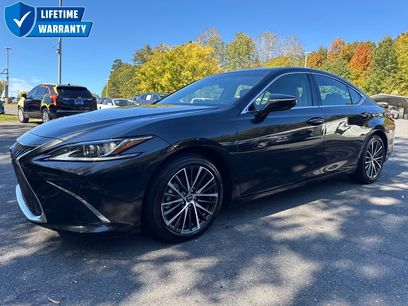 Used 2024 Lexus ES 300h w/ Premium Package