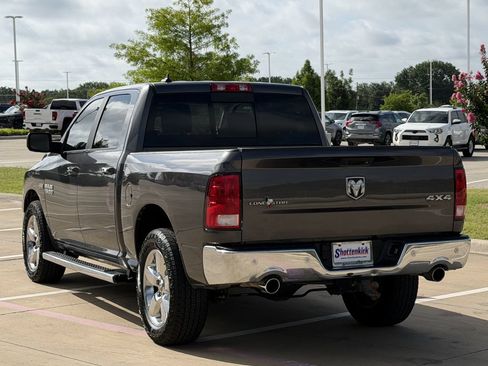 Used 2017 RAM 1500 Lone Star AWD/4WD image 4