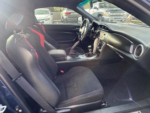 Used 2014 Scion FR-S image 10