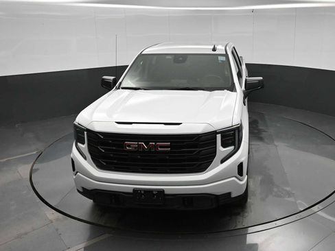 New 2026 GMC Sierra 1500 Pro w/ Graphite Edition AWD/4WD image 11