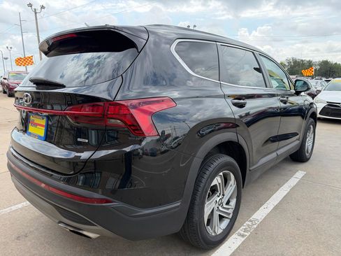 Used 2023 Hyundai Santa Fe SE w/ Cargo Package AWD/4WD image 5