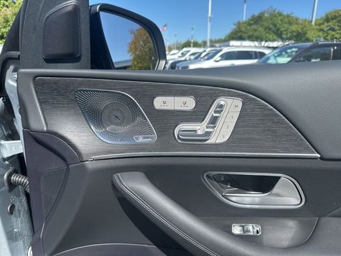 New 2026 Mercedes-Benz GLS 450 4MATIC image 43