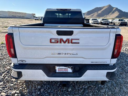 Used 2022 GMC Sierra 3500 Denali w/ Denali Ultimate Package image 4