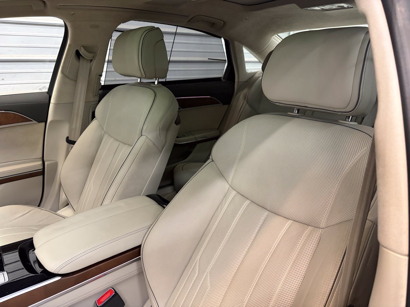 Used 2021 Audi A8 L 4.0T w/ Luxury Package AWD/4WD image 11