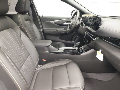 New 2026 Buick Envista Avenir FWD image 7