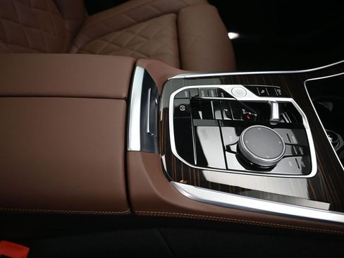 New 2026 BMW X5 sDrive40i w/ Climate Comfort Package RWD image 27