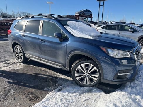 Certified 2022 Subaru Ascent Limited w/ Technology Package image 3