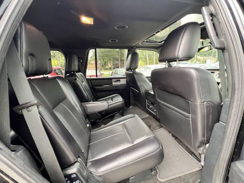Used 2017 Ford Expedition Limited w/ Equipment Group 301A AWD/4WD image 14