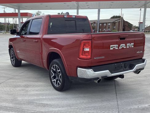 Used 2026 RAM 1500 Laramie AWD/4WD image 7