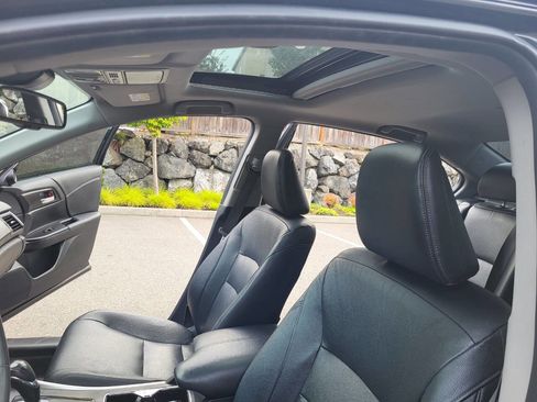 Used 2015 Honda Accord EX-L image 11