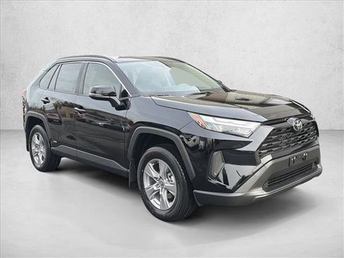 New 2025 Toyota RAV4 XLE image 3