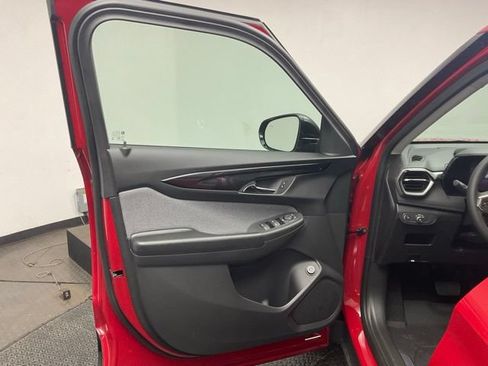 New 2026 Chevrolet TrailBlazer LT w/ Convenience Package FWD image 9